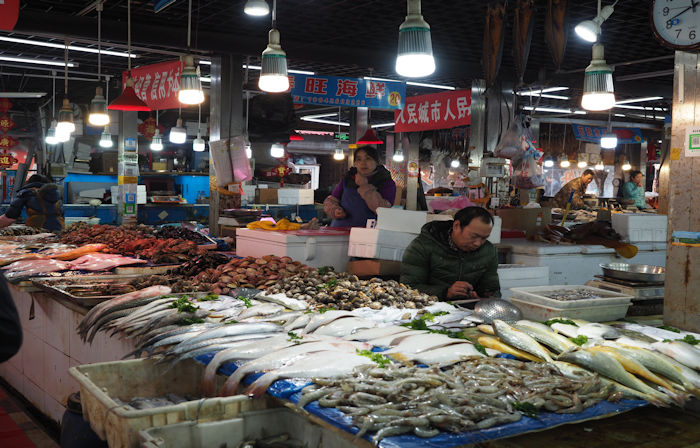 大連駅周辺　生鮮食品　鮮魚売り場